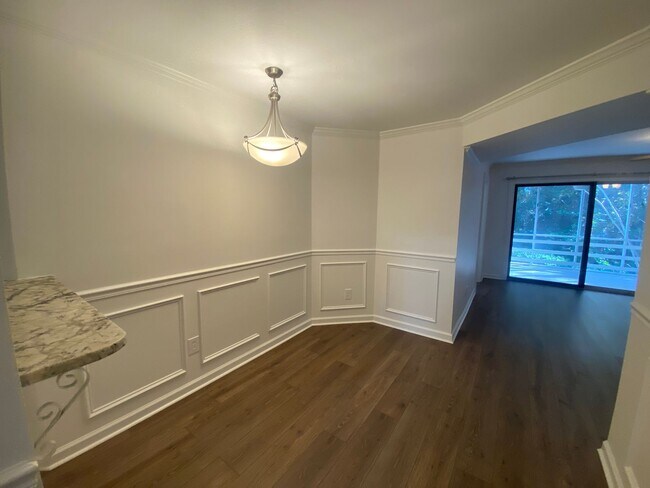 Building Photo - Broad River Township