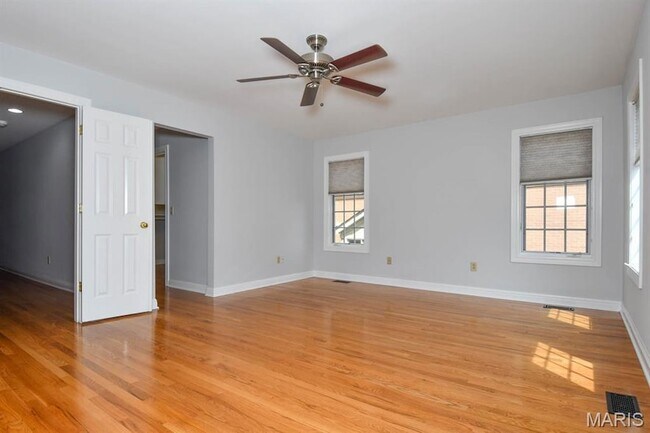 Building Photo - 20 Brighton Way