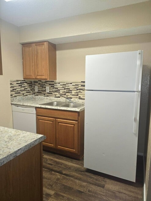 Building Photo - 3736 Bonnie Dr