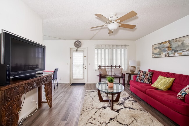 Building Photo - 438 Mansfield K