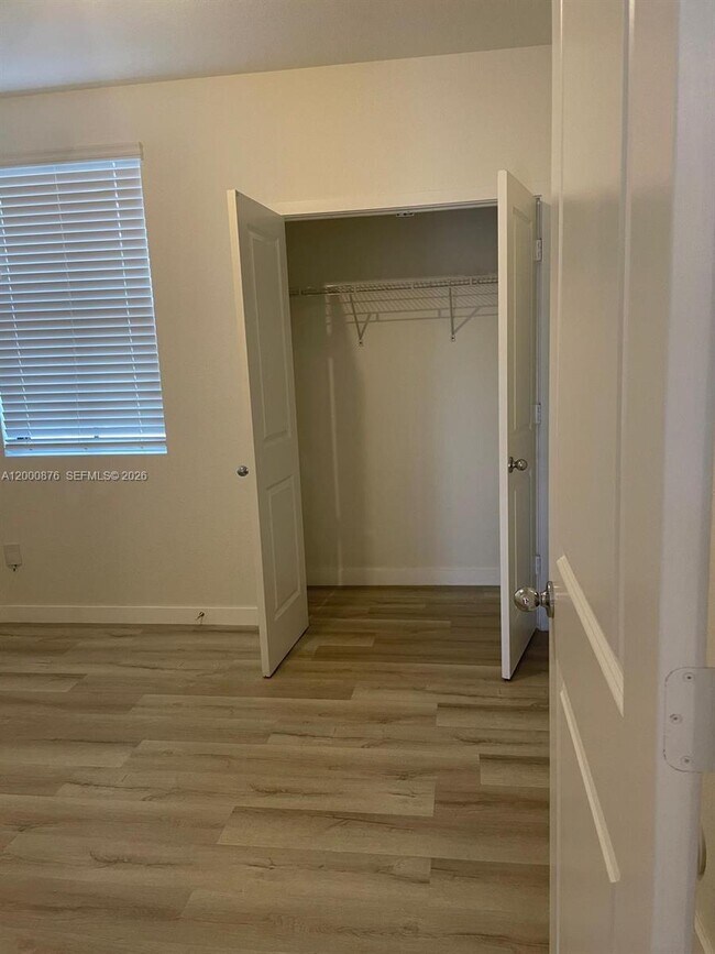 Building Photo - 1386 NE 3rd Ave