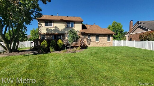 Building Photo - 46400 Briargate Dr