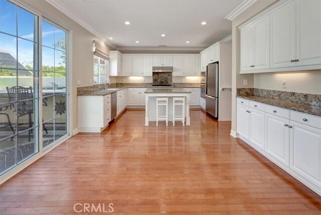 Building Photo - 2 La Salle Lane