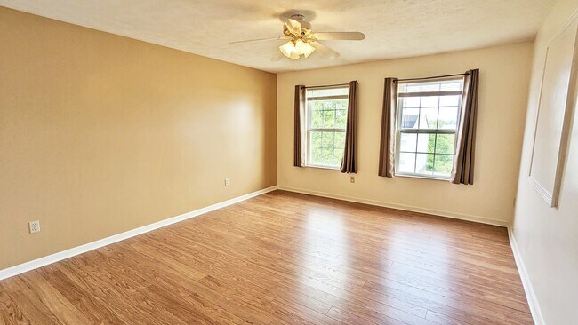Bedroom 4 - 610 Fieldstone Dr
