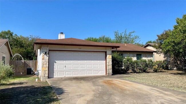 Building Photo - 509 Riverwood Dr