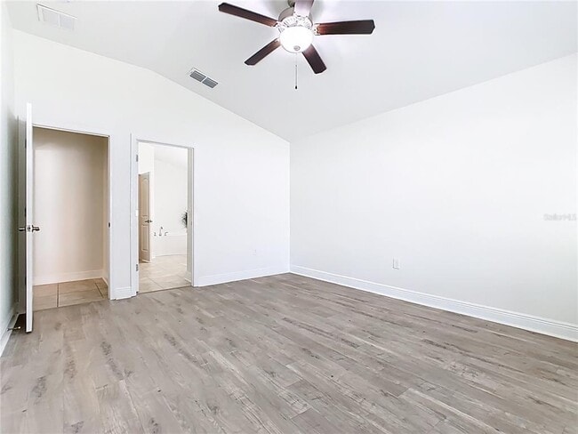 Building Photo - 465 Buchannan Dr