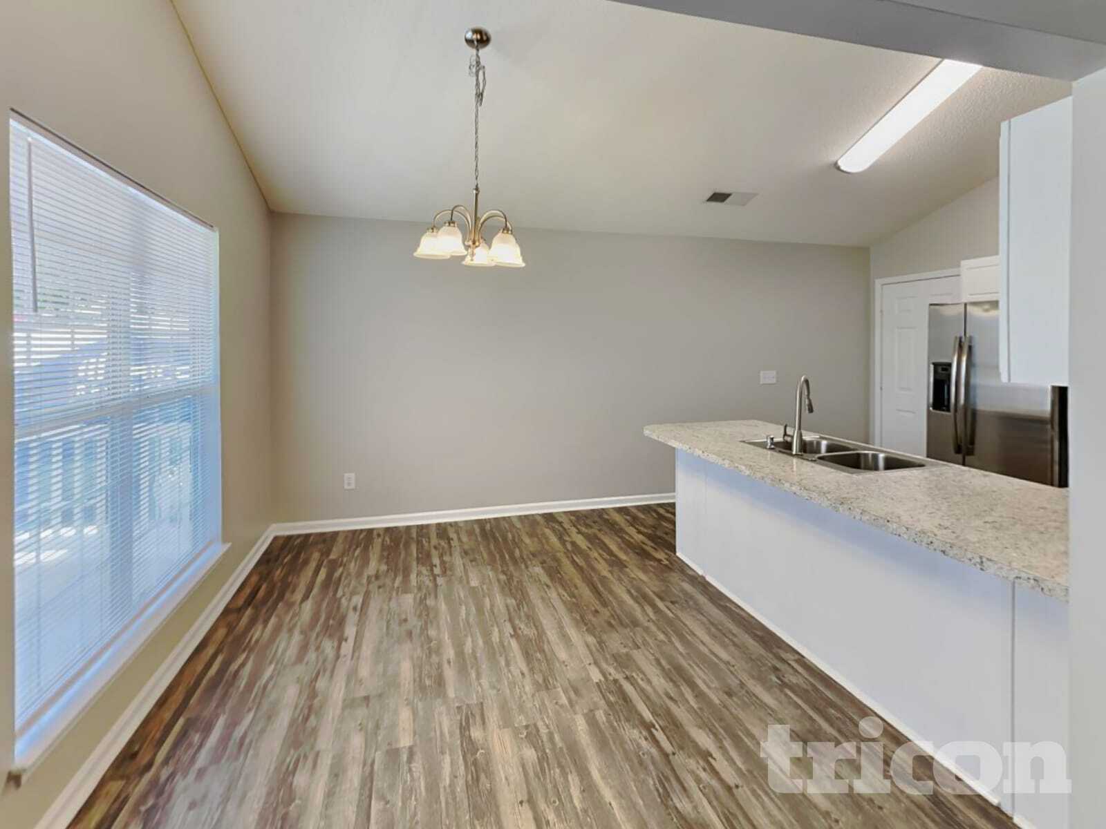 Building Photo - 337 White Gables Dr