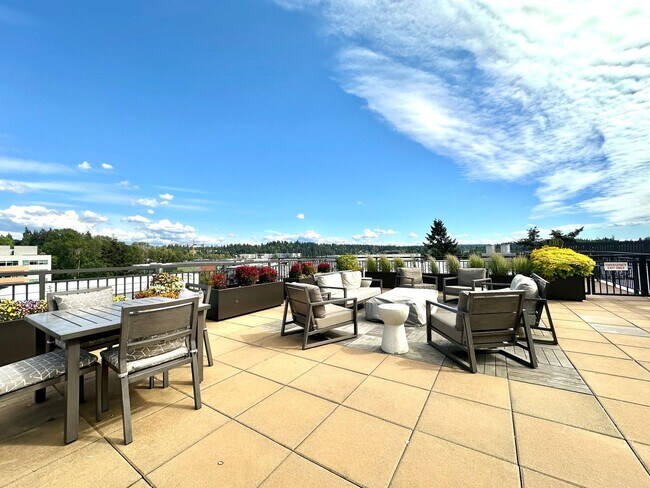 Building Photo - 1bd/1ba Kirkland Condo