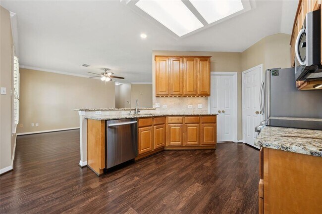 Building Photo - 20802 Sweet Violet Ct