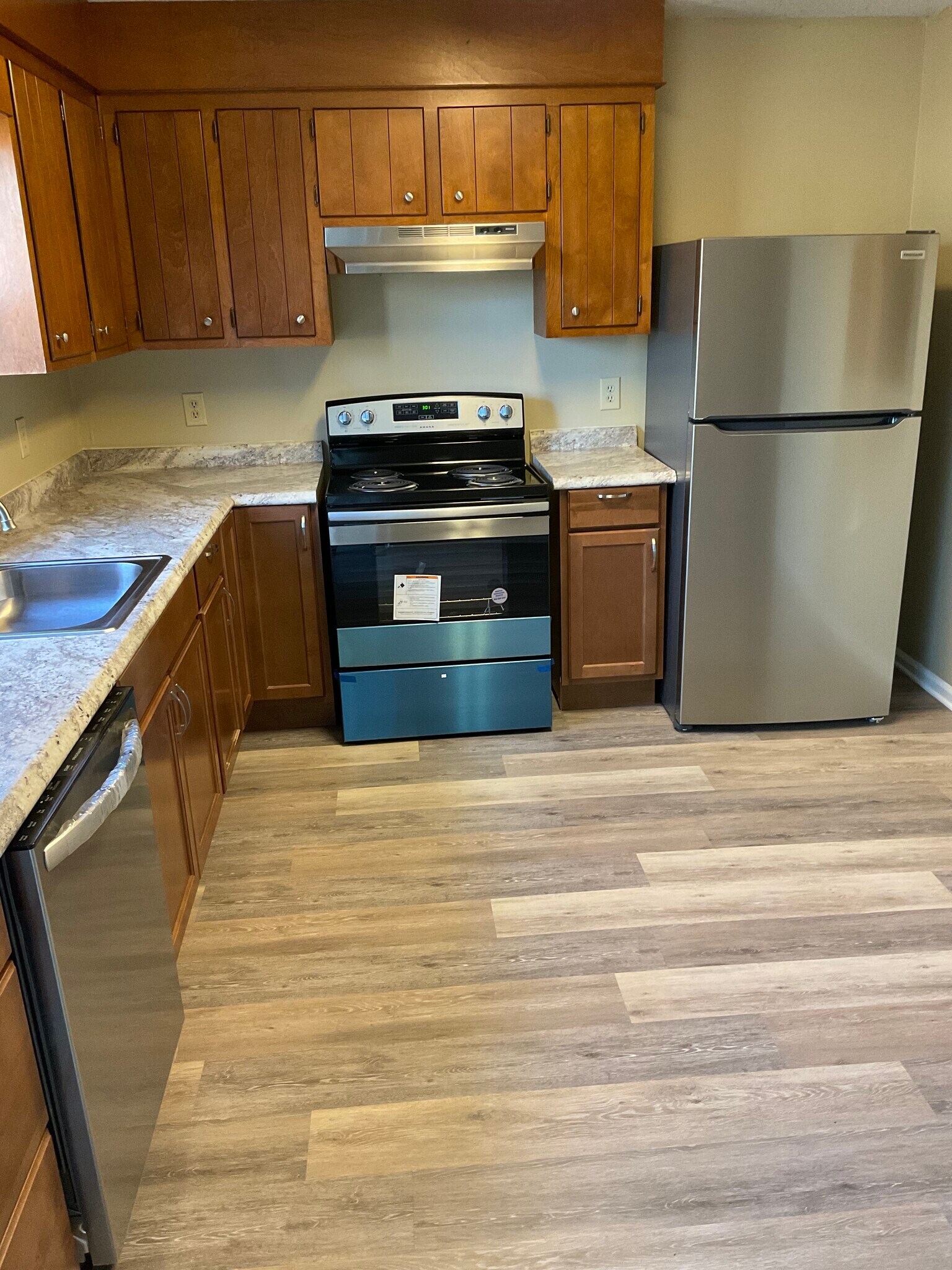 new kitchen - 11090 Watson Dr