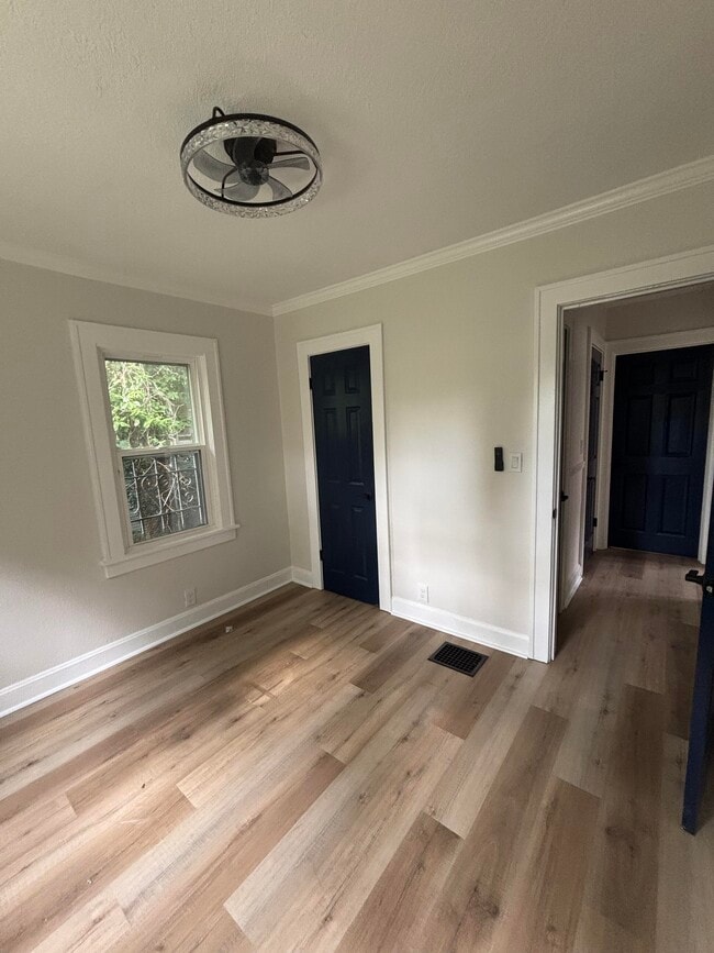 Building Photo - 6810 S Benton Ave