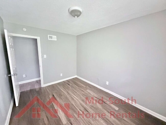 Building Photo - 1270 Chickamauga Ave