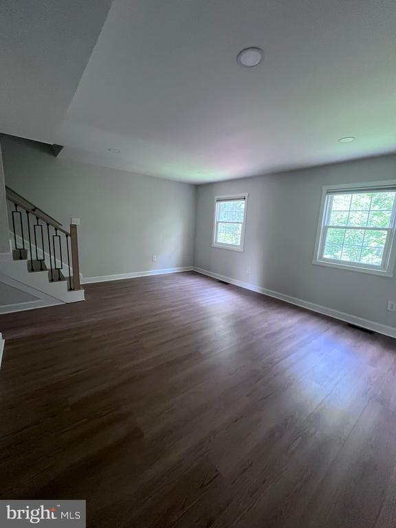 Building Photo - 14829 Emberdale Dr