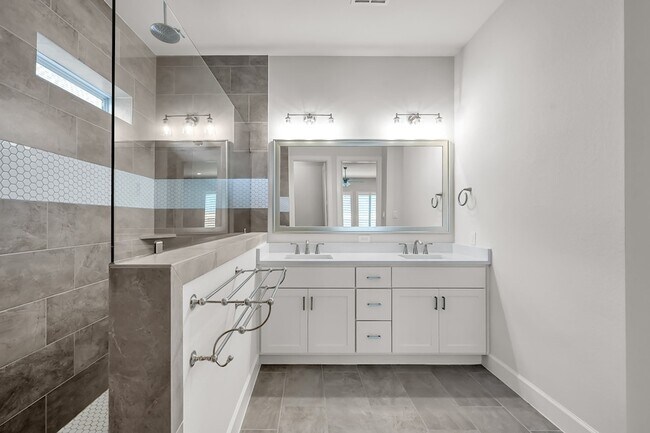 Building Photo - 32336 Noble Crk Dr