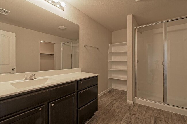 Building Photo - 11312 Malta Dr