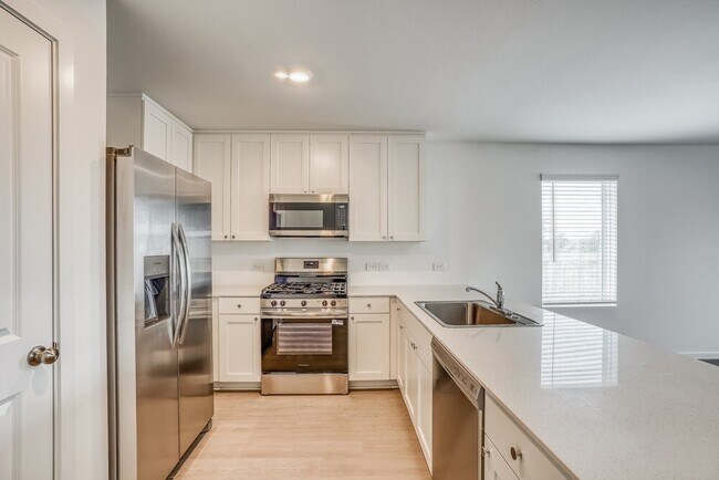 Building Photo - 488 Beechwood Hacienda Dr