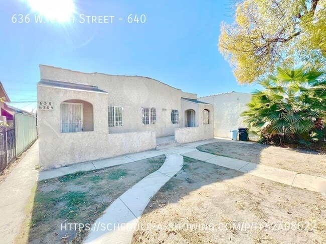 Building Photo - 636 W 85th St