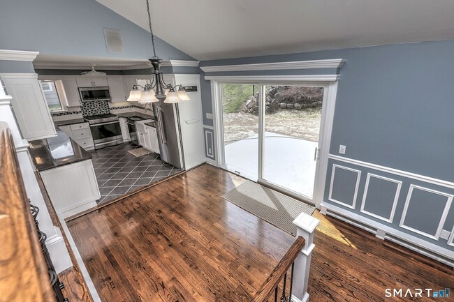 Building Photo - 31 Shawnee Rd