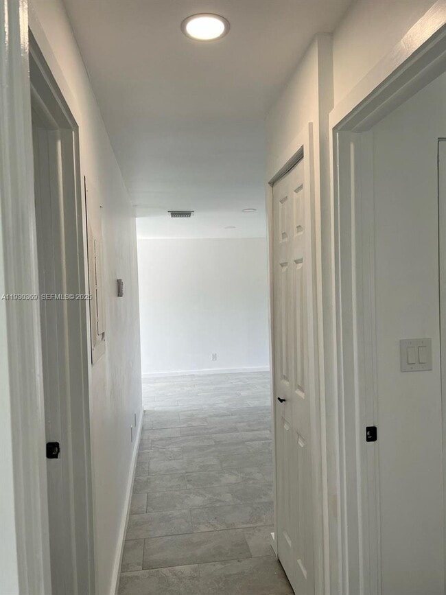 Building Photo - 7474 E Plumosa Ln