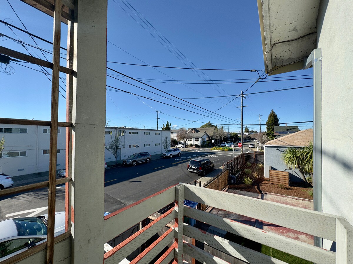 Building Photo - 2835 California St