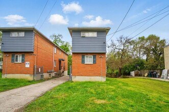 Building Photo - 39 Wuest St