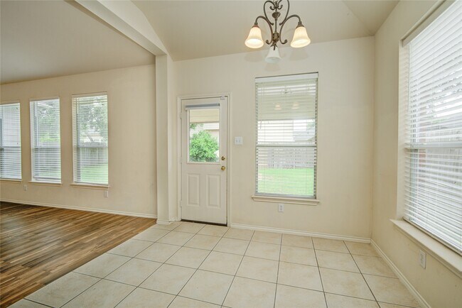Building Photo - 21718 Grand Hollow Ln