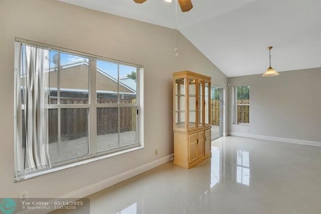 Building Photo - 3387 Chickee Ln