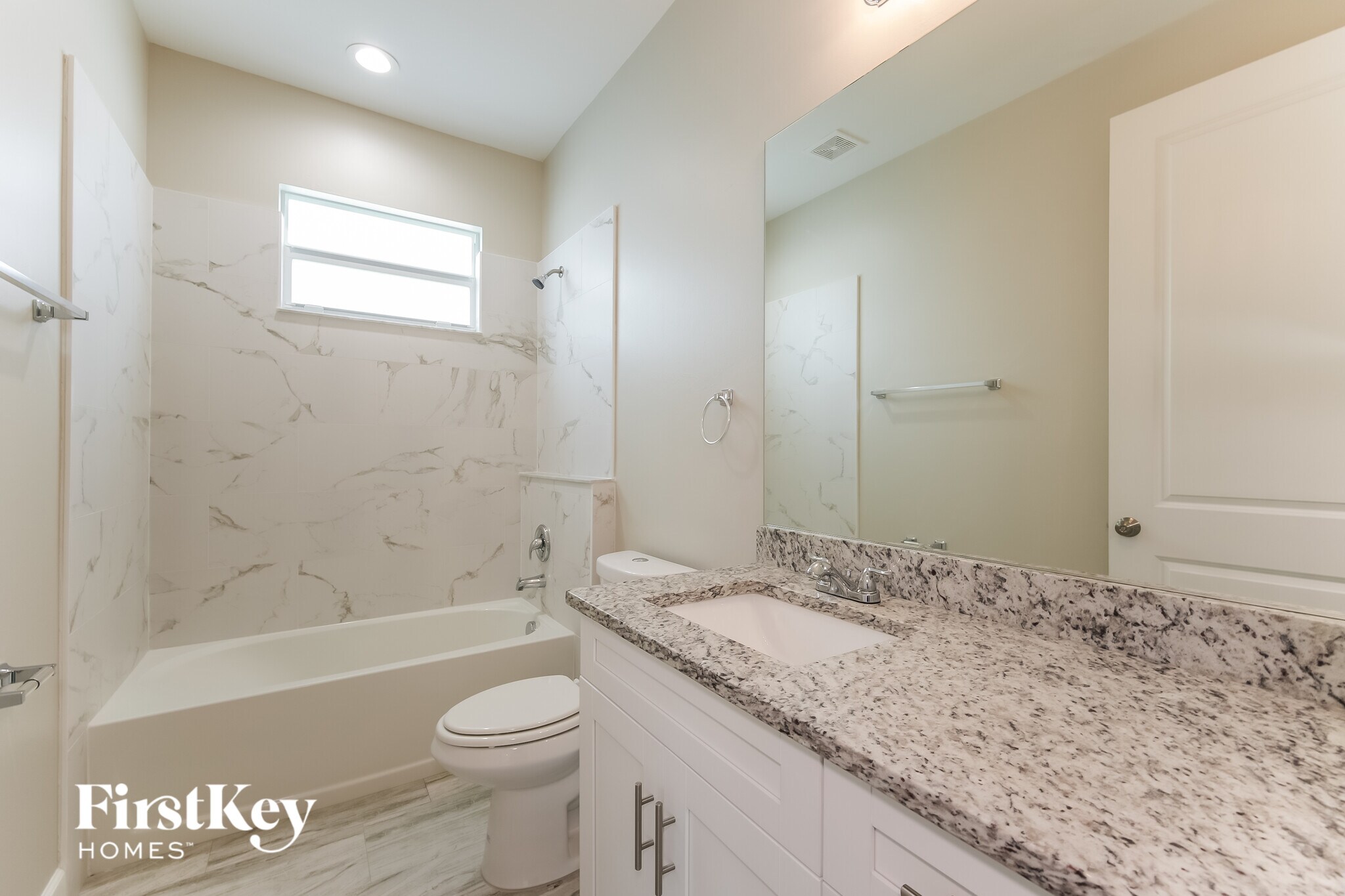 Building Photo - 1511 Terry Ave S