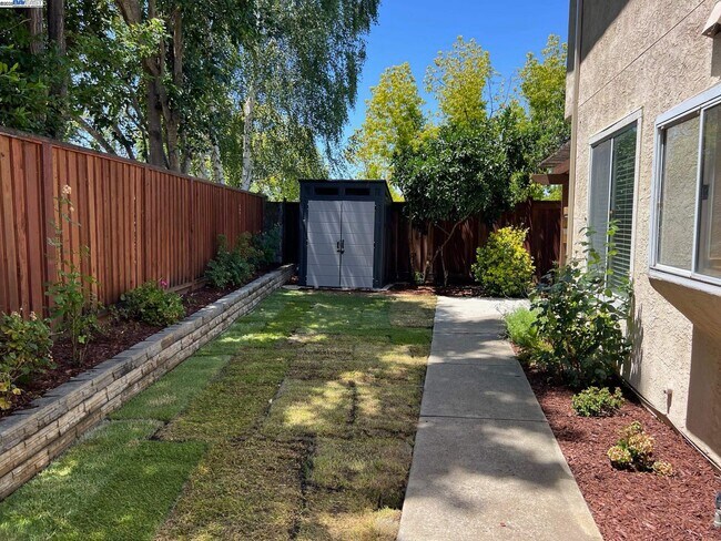 Building Photo - 4173 Garibaldi Pl