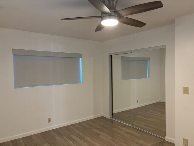 Building Photo - KONA1122