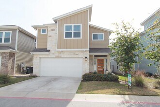 Building Photo - Beautiful Gated Retreat with Vaulted Ceilings, Loft & Private Deck