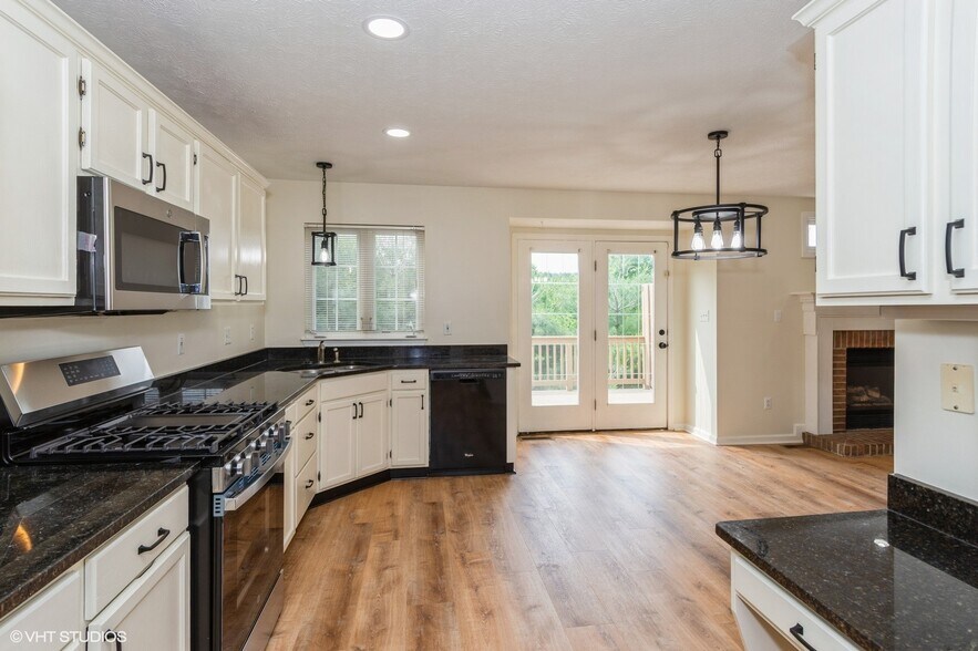 Building Photo - 8705 Lost Valley Dr