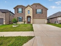 Building Photo - 1501 Lake Grove Dr