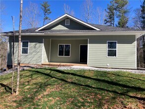 Building Photo - 100 Dickerson Rd