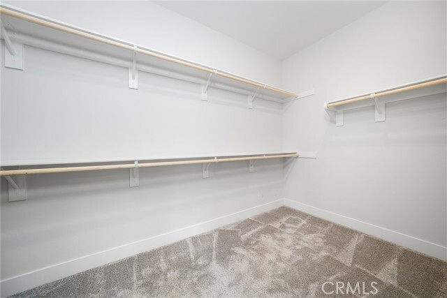 Building Photo - 130 Chorus