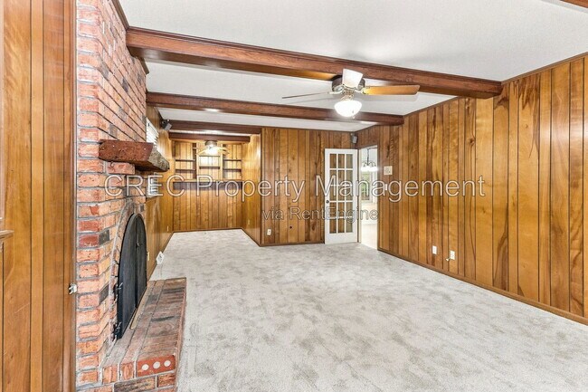 Building Photo - 321 Shaftesbury Ln