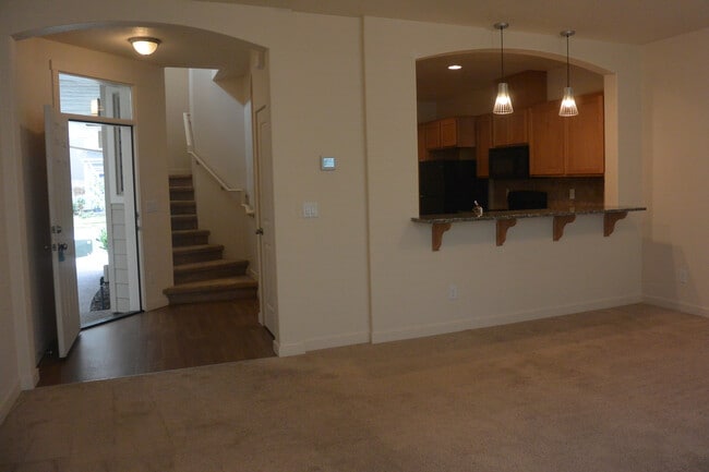 Building Photo - 13106 NE 25th St