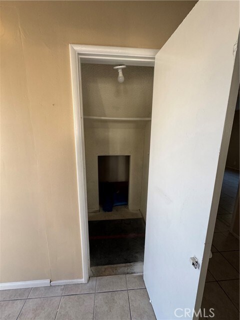 Building Photo - 921 Carob Way