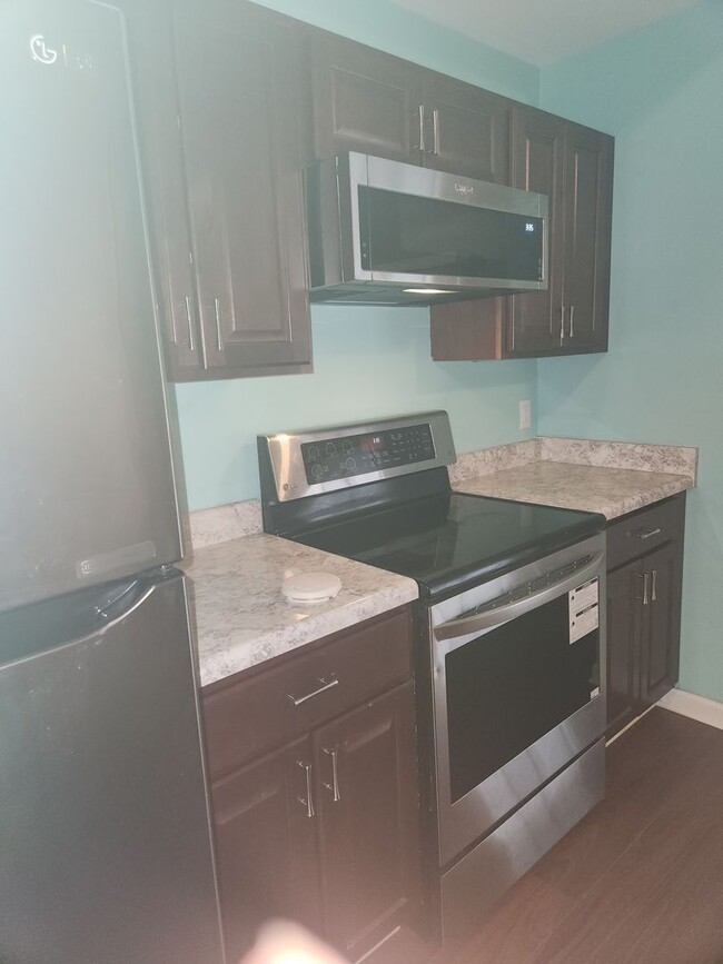 Building Photo - Cute 3-Bedroom 2 Bath Northeast Columbia