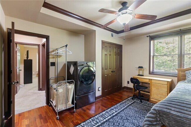 Building Photo - 1029 Laurel Grove Ct