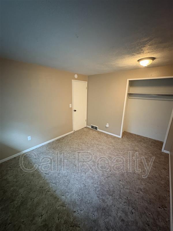 Building Photo - 309 N Mayhew Rd