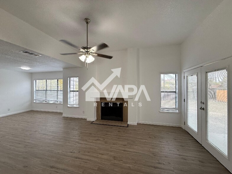 Building Photo - 7102 Grassy Trail