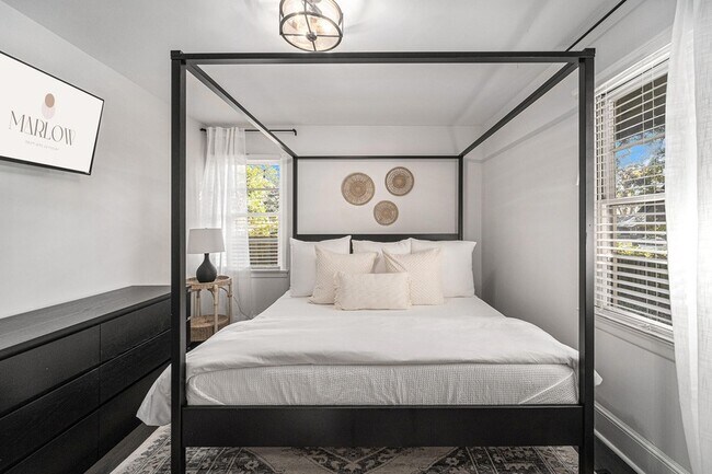 Building Photo - 5050 Pittman St