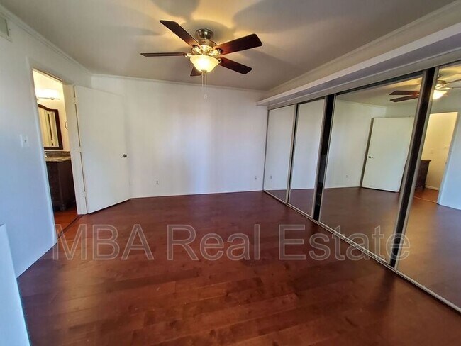 Building Photo - 9275 E Mission Ln