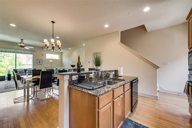 Building Photo - 2718 Floyd St