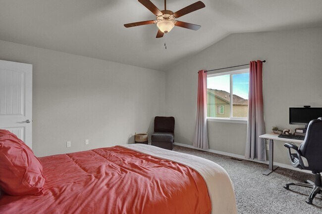 Building Photo - 5332 Pabst Dr