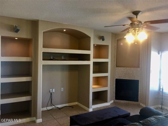 Building Photo - 3112 Tierra Bowles Dr