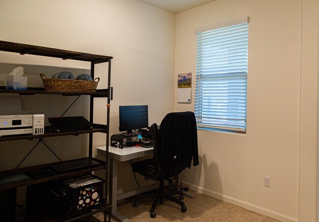 Building Photo - 7387 S Via Plaza del Maya