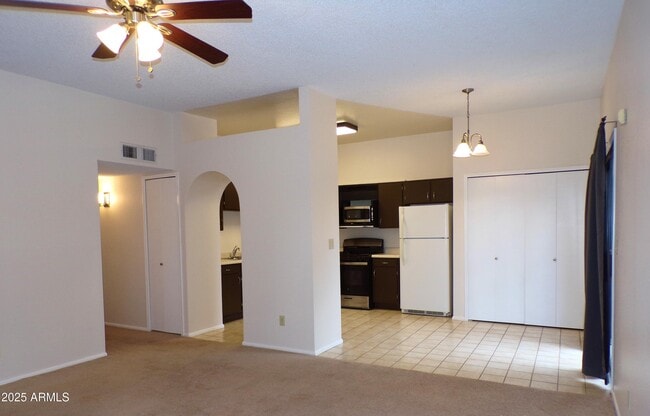 Building Photo - 5336 Paseo Cielo