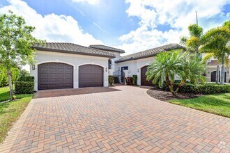 Building Photo - ** STONECREEK ** 3 BED + DEN / 3.5 BATH - ...